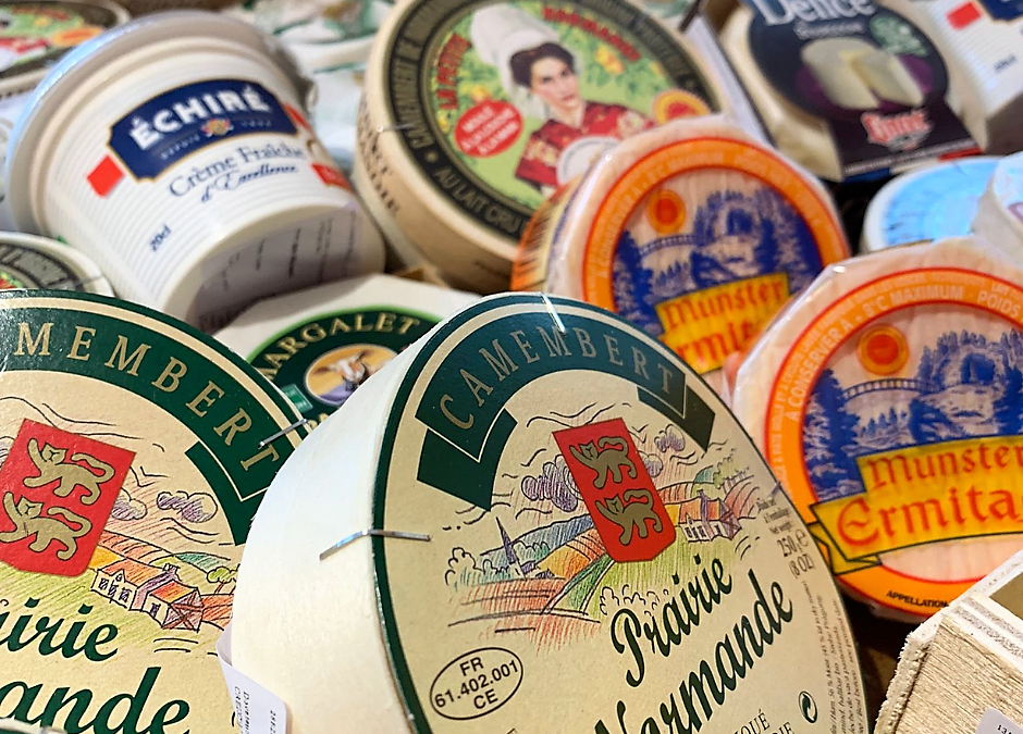 Dorazila čerstvá várka sýrů z Francie